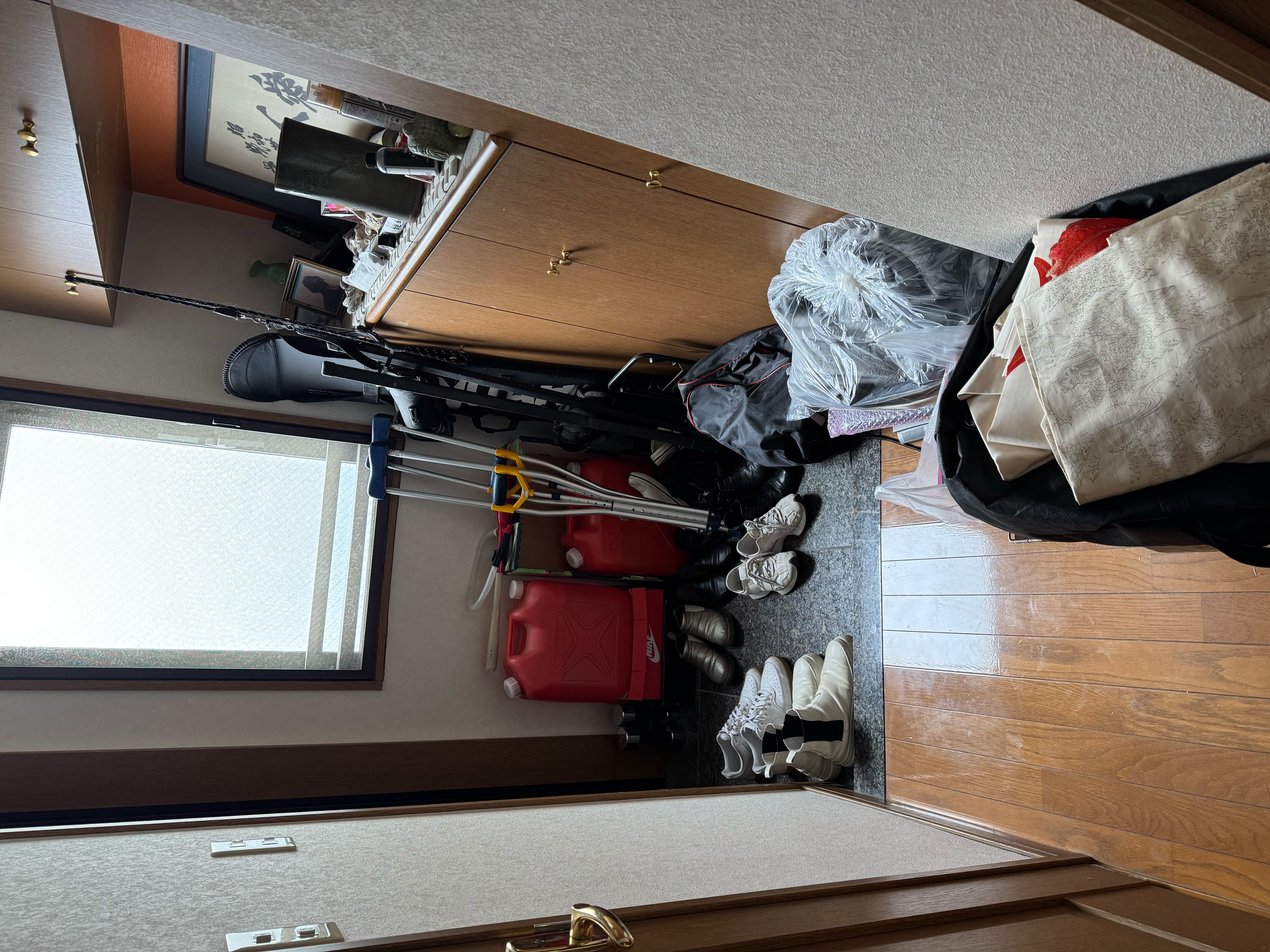 リビング片付け Before